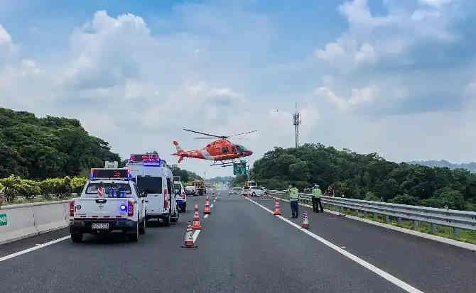 多伦高速公路汽车救援案例